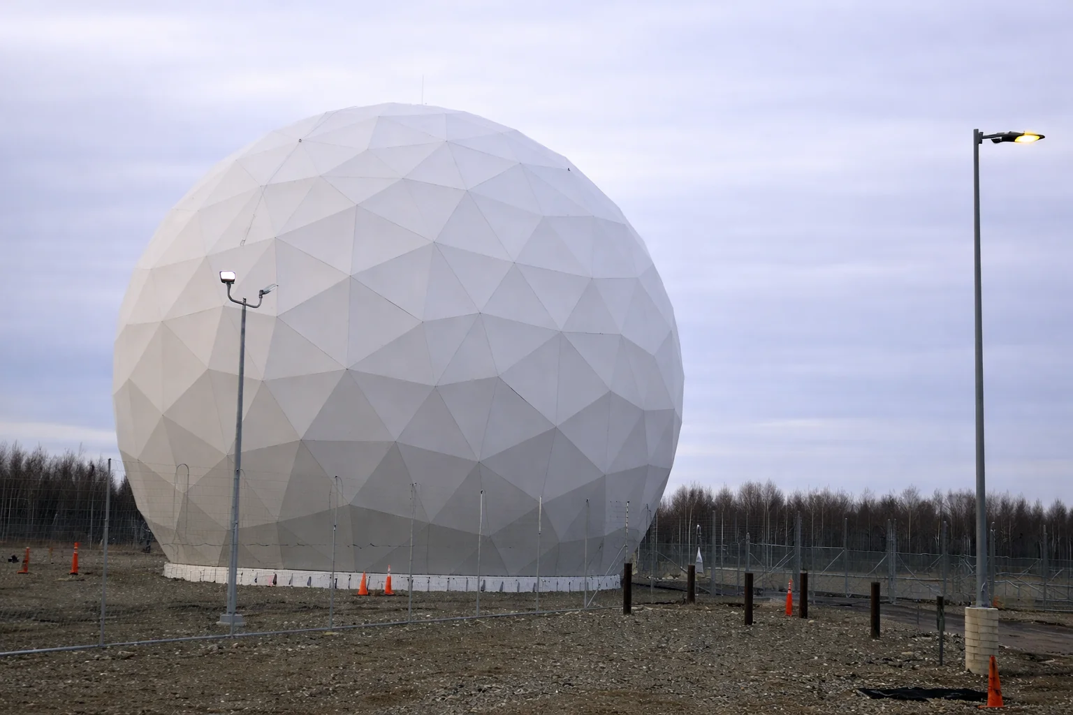 AFC large DSF radome installation